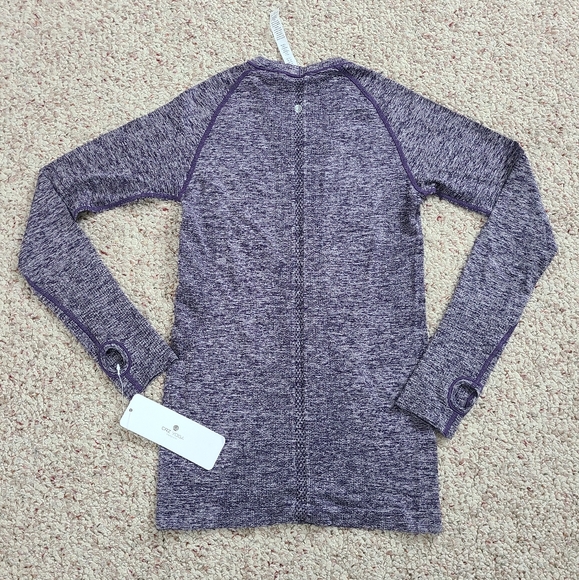 NWT CRZ YOGA Long Sleeve Tech Tee Size XS - Indigo - Picture 4 of 5